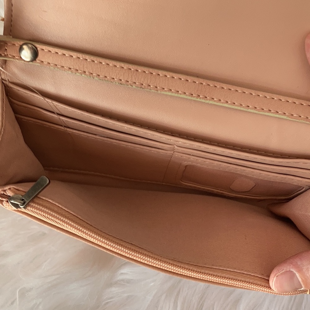 Nwot Universal Thread Blush Bag - image 4